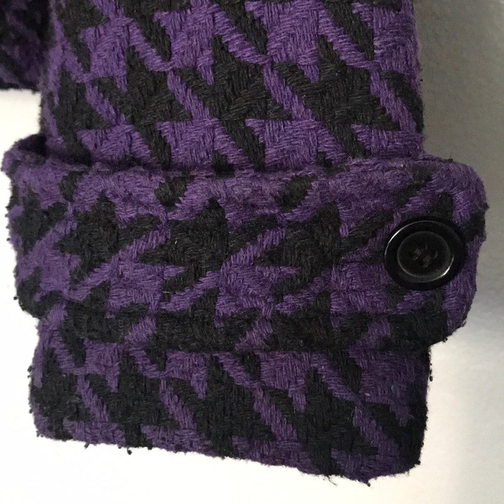 Coat - Picture 4 of 5